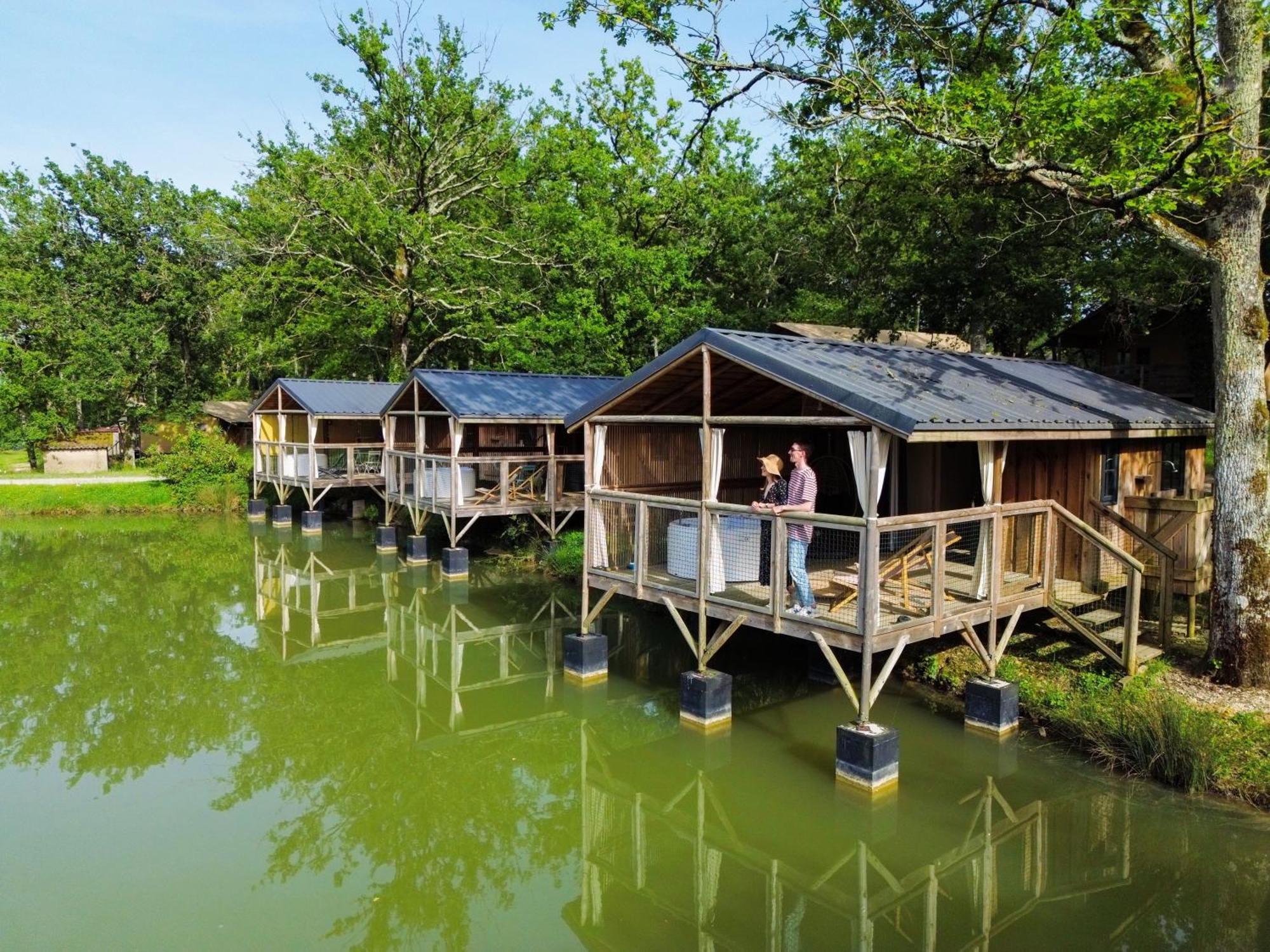 Whaka Lodge Seissan الغرفة الصورة